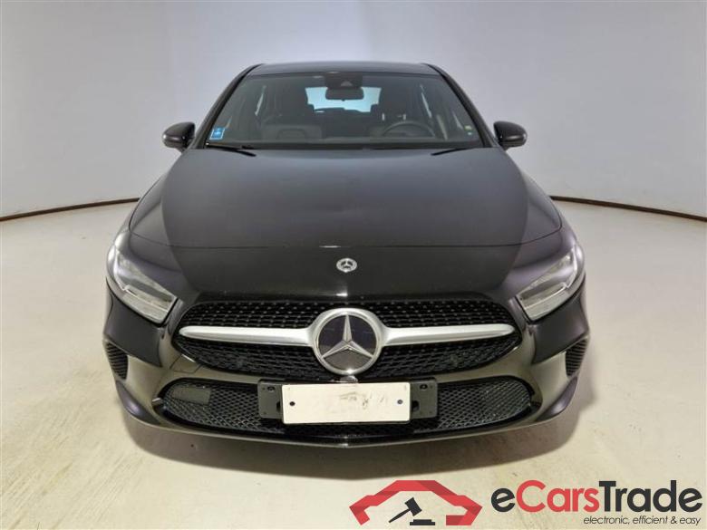Mercedes 20 MERCEDES-BENZ CLASSE A / 2018 / 5P / BERLINA A 180 AUTOMATIC BUSINESS #6