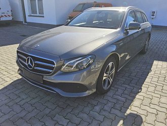 Mercedes E 220
