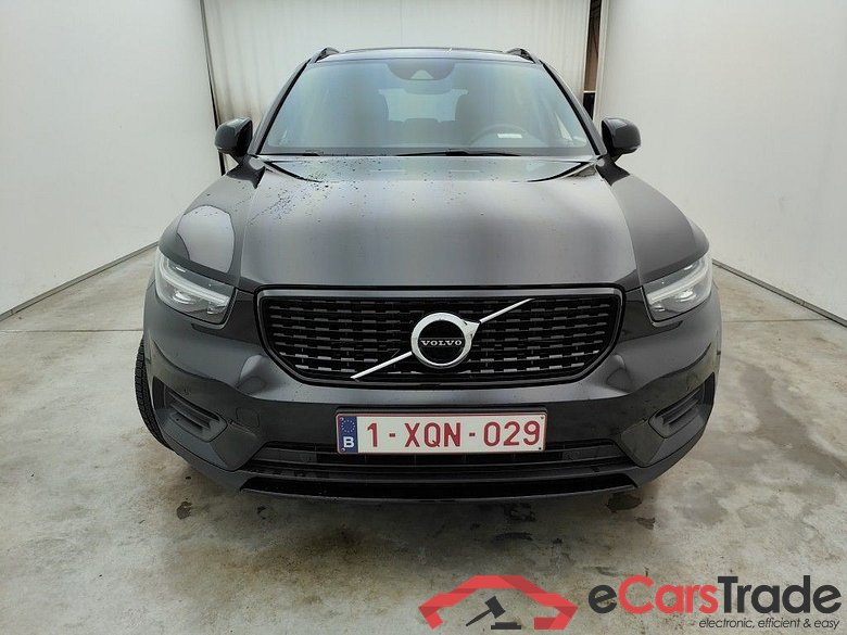 Volvo XC40 T5 Twin Engine R-Design 5d #1
