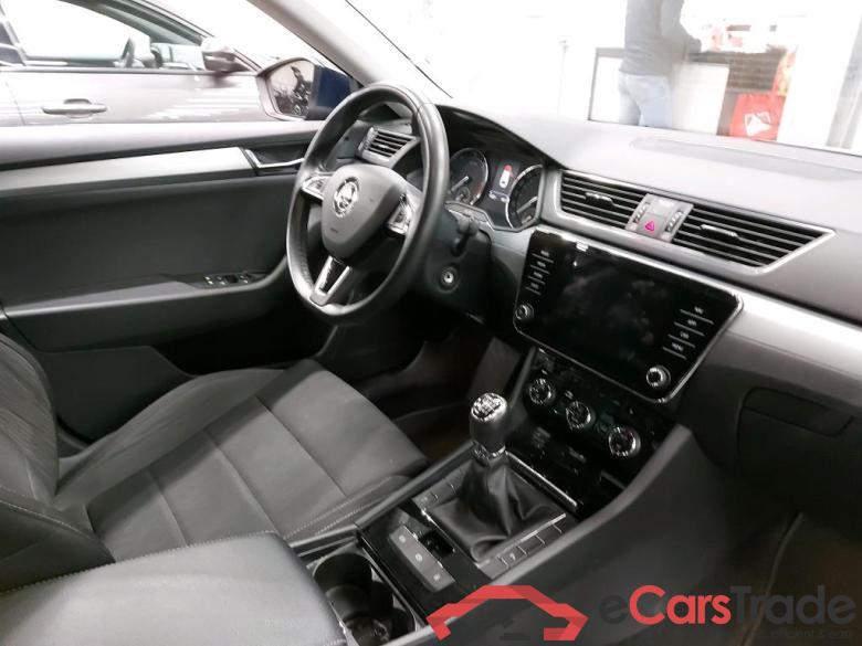 SKODA - SKO SUPERB COMBI CRTDI 120PK Ambition Pack Corporate & Heated Seats & PDC Front & Rear #3