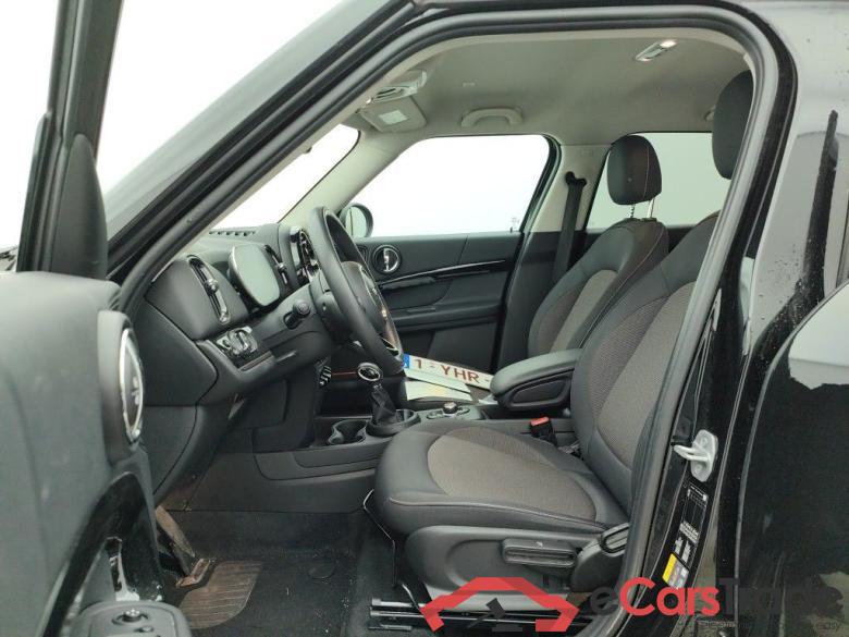 Mini Countryman Cooper S E ALL4 AT 5d #6