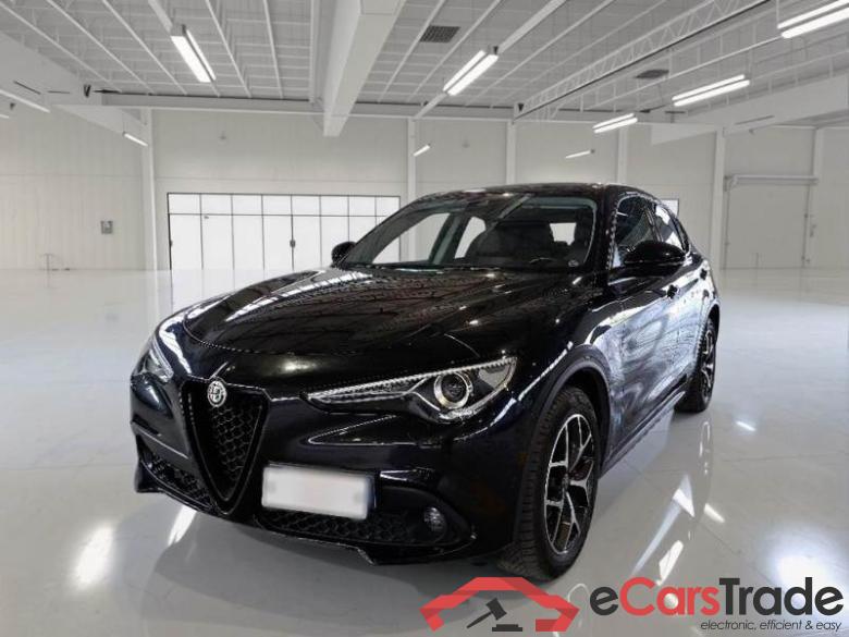 AlfaRomeo 61 ALFA ROMEO STELVIO / 2017 / 5P / SUV 2.2 TURBO DIESEL 190CV SPRINT AT8 Q4 #1