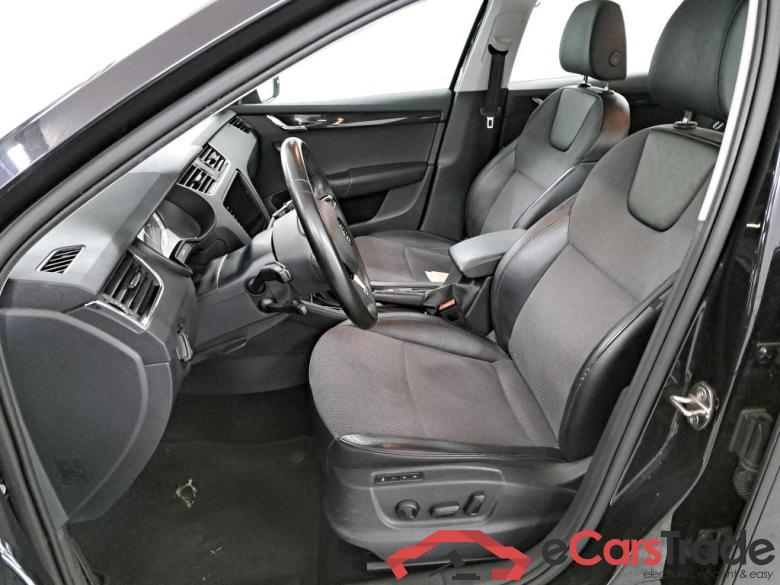 SKODA OCTAVIA COMBI DIESEL - 2017 1.6 CR TDi Style DSG (EU6.2) Style Confort (WBG) Safety Style GPS (WBF) #5