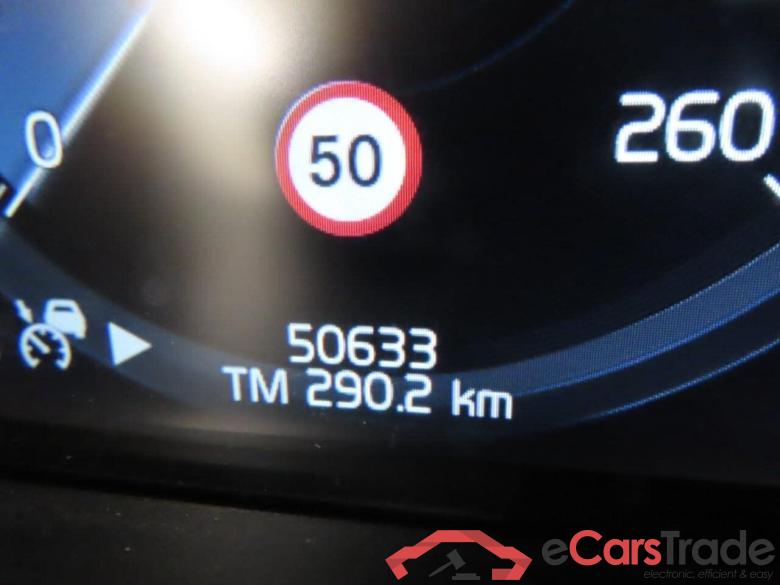 VOLVO V60 2.0 B3 R-Design #5