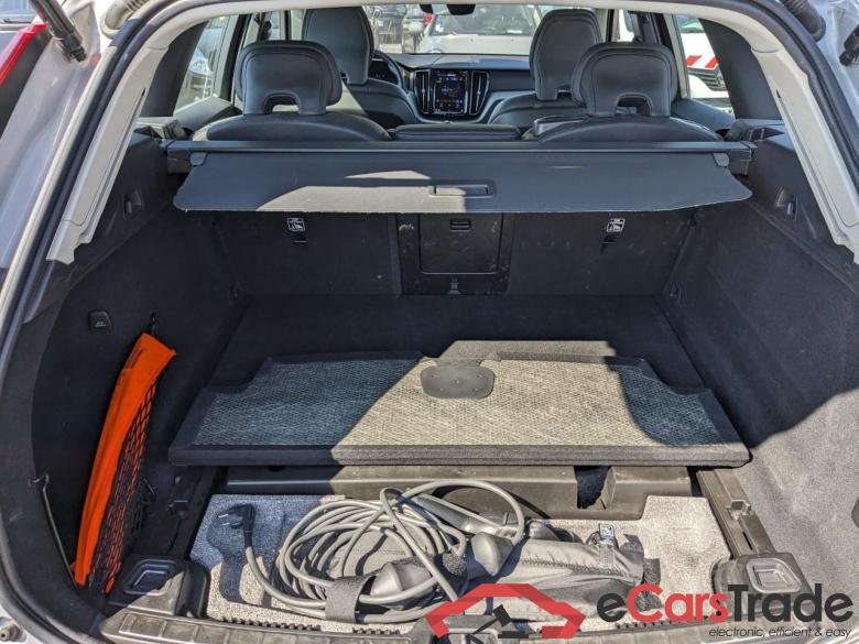 XC60 T6 350 PHEV AWD BA PDA FA #4