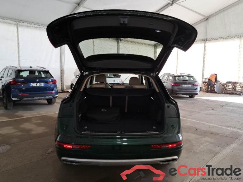 Audi 127 AUDI Q5 / 2016 / 5P / SUV 50 TFSI E BUSIN. DESIGN QUATTRO S TRONIC #5