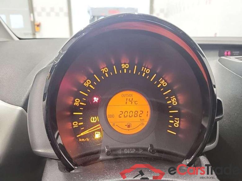 PEUGEOT 108 1.0 e-VTi Active #4