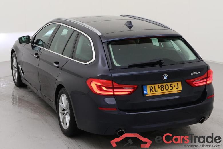 BMW 520i Touring Aut. Pano LED-Xenon Navi Leather KeylessGo Klima PDC ... #4
