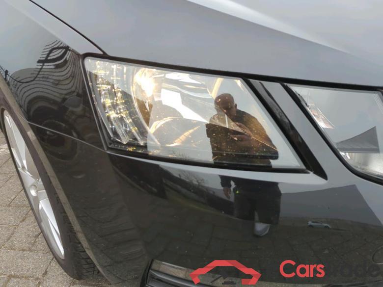 SKODA Octavia Combi 85 kW #4