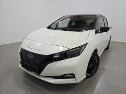 Nissan Leaf N-Connecta Xenon-LED Navi KeylessGo Camera 360 Klima PDC ...
