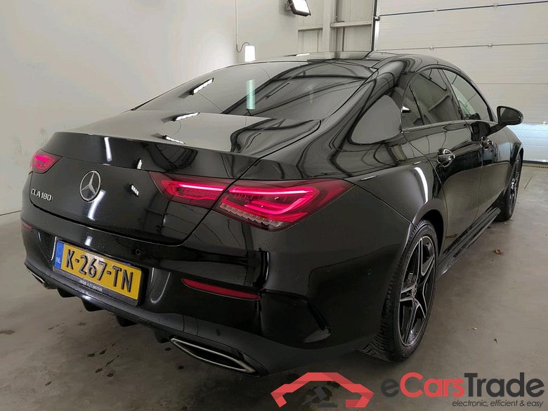 Mercedes CLA '19 Mercedes-Benz CLA 180 DCT Business Solution AMG 4d #2
