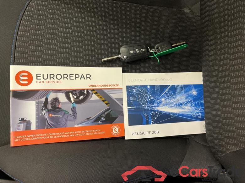 Peugeot 208 11-18 Peugeot 208 Signature 1.2 PureTech 82 5d #4