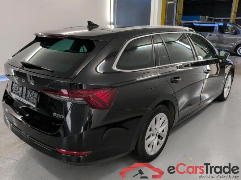 SKODA Octavia 1.5 TSI MHEV 110KW DSG7 CLEVER+ #4
