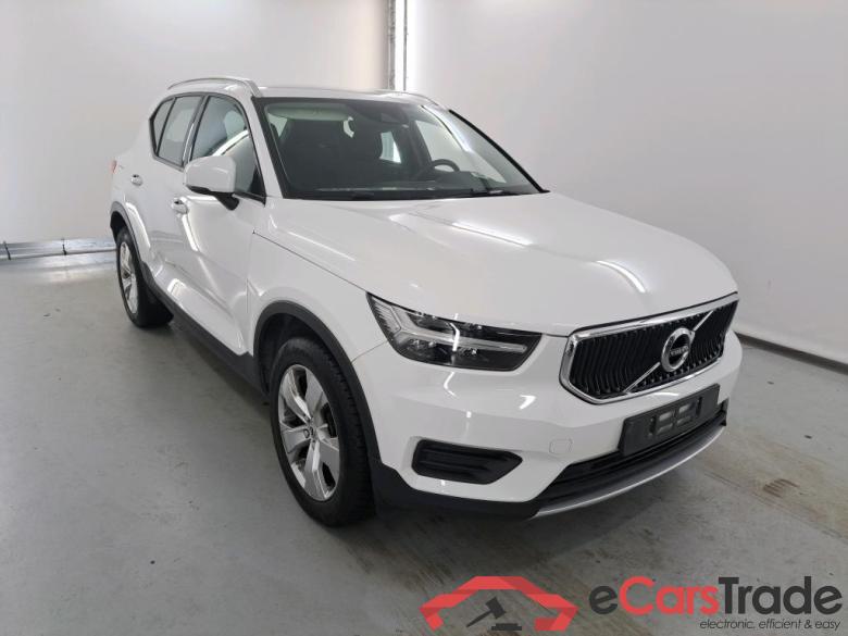 VOLVO XC40 2.0 B4 GEARTRONIC MOMENTUM PRO #2