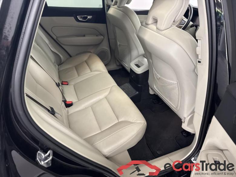 VOLVO XC60 - 2017 2.0 T8 TE AWD PHEV Inscription Gear. Park Assist Driver assist Luxury seat #6