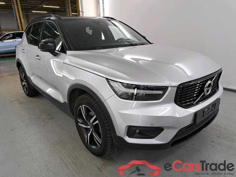 VOLVO XC40 1.5 T3 R-Design Dark & Cool Park Assist Sensus Navigation Winter #2