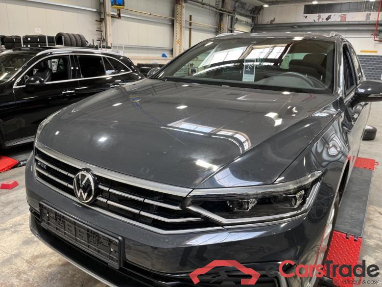 Vw GTE Passat Variant #1