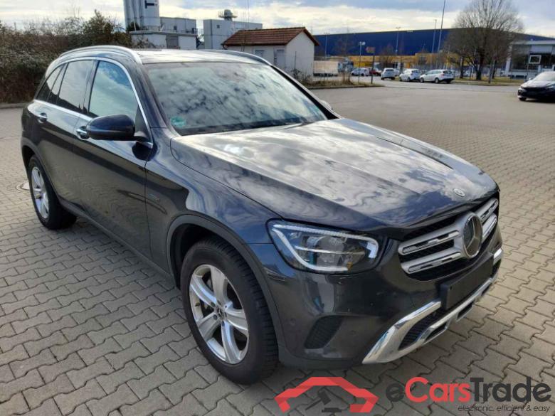 Mercedes-Benz GLC -Klasse (BM 253)(06.2015->) DE - SUV5 GLC 300 de EU6d, de 4Matic (EURO 6d), (Facelift) 2020 - 2022 #2