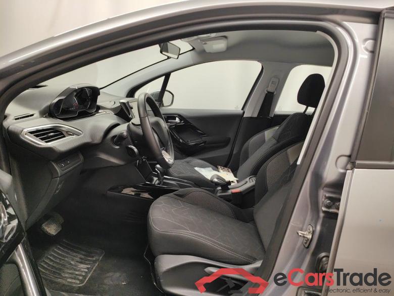 Peugeot 2008 1.2 Puretech 81kW S&S EAT6 Active 5d #6