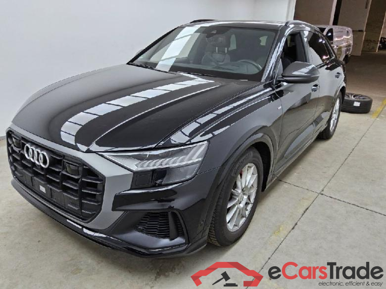 Audi Q8 ´18 AUDI Q8 55 TFSIe quattro tiptronic 5d 250kW