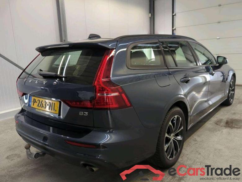 VOLVO V60 2.0 B3 Mom. Adv. #2