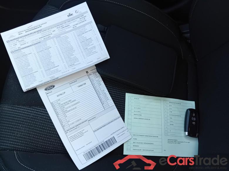 Ford 2.0 TDCi 110kW (150CV) Titanium 235 FORD Mondeo / 2014 / 5P / berlina con portón 2.0 TDCi 110kW (150CV) Titanium 235 #5