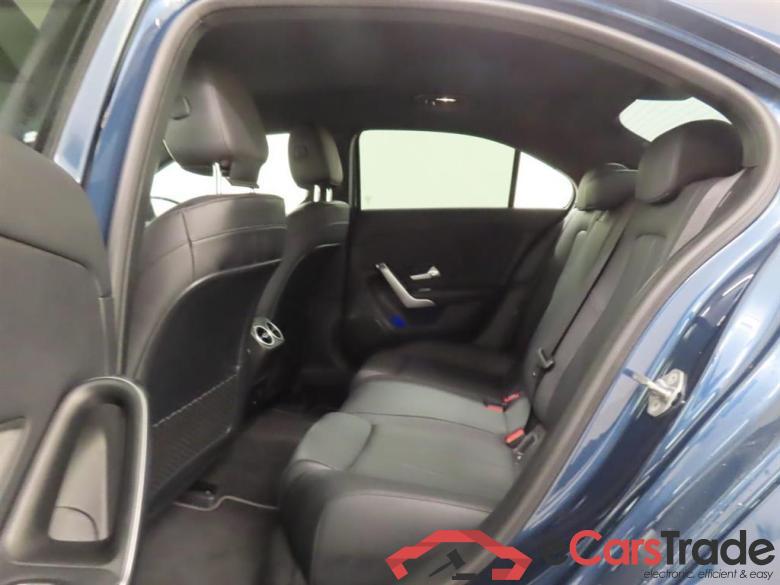 MERCEDES-BENZ A-KLASSE 250 e Bns Sol Luxury #6