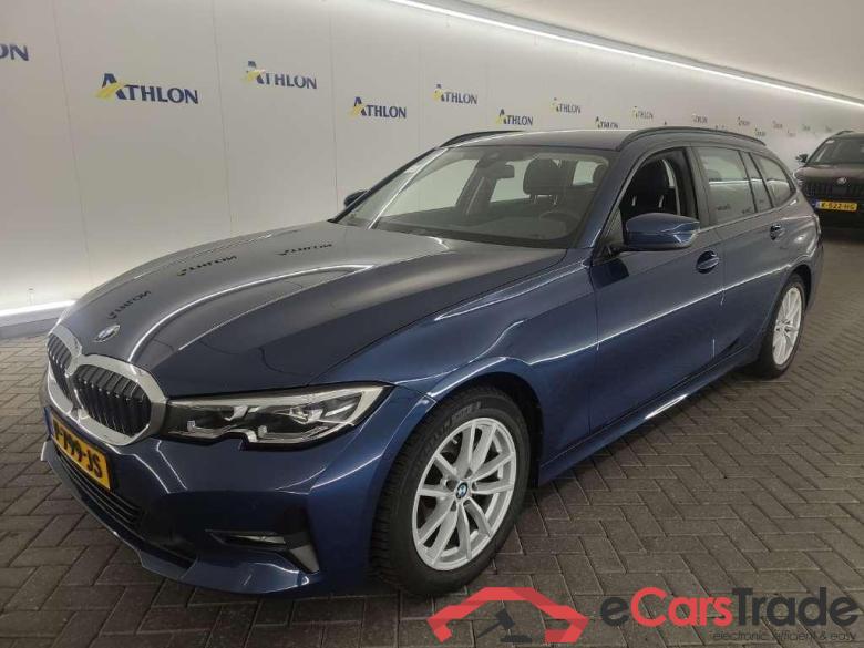 BMW 3-serie Touring 318iA Business Edition 5D 115kW #1