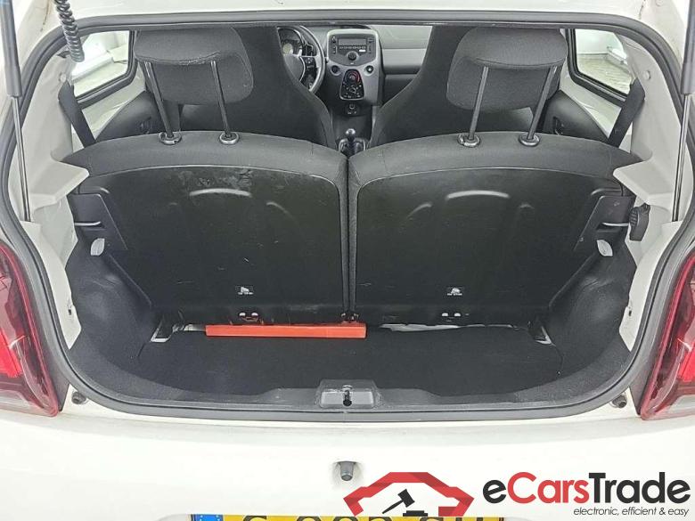 PEUGEOT 108 Active 1.0 e-VTi 72pk 5D #5