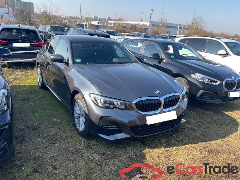 BMW 3-Serie ´18 BMW 3er 330e Aut. M Sport 4d 135kW #2