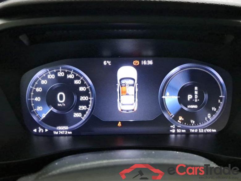 Volvo 65 VOLVO XC40 / 2017 / 5P / SUV T5 TWIN ENGINE GEARTRONIC BUSINESS PLUS #4