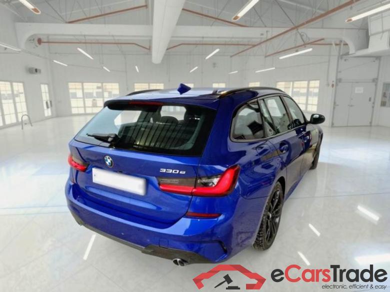 BMW 200 BMW SERIE 3 / 2018 / 5P / STATION WAGON 330E MSPORT TOURING AUTO #2