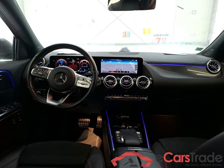 Mercedes 1.3 GLA 250 e AMG LINE DCT MERCEDES-BENZ GLA / 2020 / 5P / SUV 1.3 GLA 250 e AMG LINE DCT #5