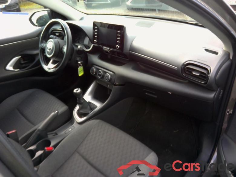 TOYOTA Yaris Yaris 120 VVT-i Dynamic #3