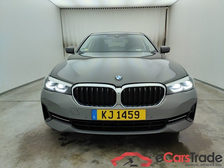BMW 5 DIESEL - 2020 520 dA 190 MHD 4d #1