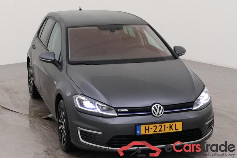 VOLKSWAGEN e-Golf  #4