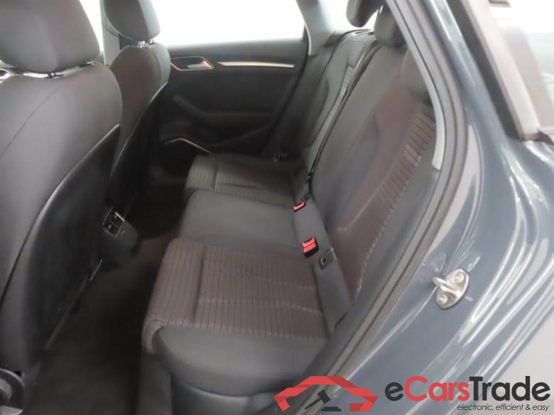 AUDI A3 SPORTBACK 30 TFSI Sp. L. Ed. #6