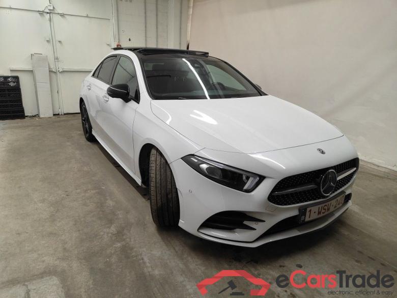 Mercedes-Benz A-Klasse Limousine A 180 d DCT Launch Edition 4d #3