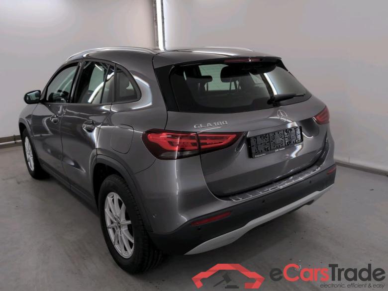 MERCEDES-BENZ GLA - Klasse 1.3 GLA 180 DCT BUSINESS SOLUTION #3