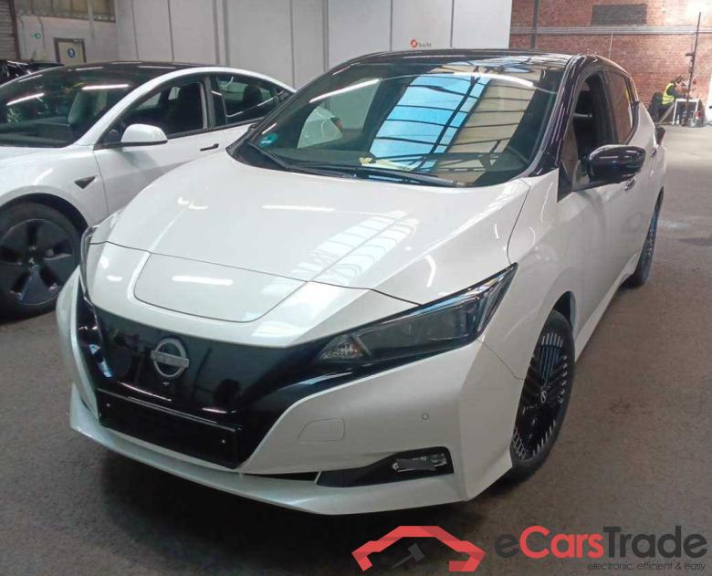 Nissan Leaf N-Connecta Navi KeylessGo Camera Klima PDC ... #1