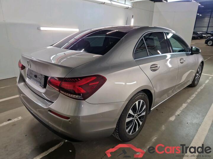 Mercedes A-Klasse Limousine A-Klasse Limousine A 180 d DCT Business Solution 85kW/116pk  4D/P Auto-7 #4