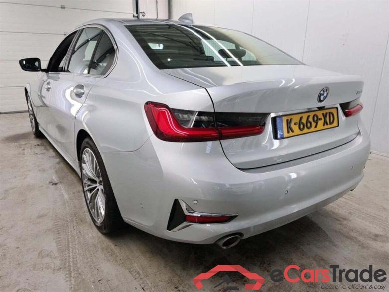 BMW 3-serie 318i High Executive #6