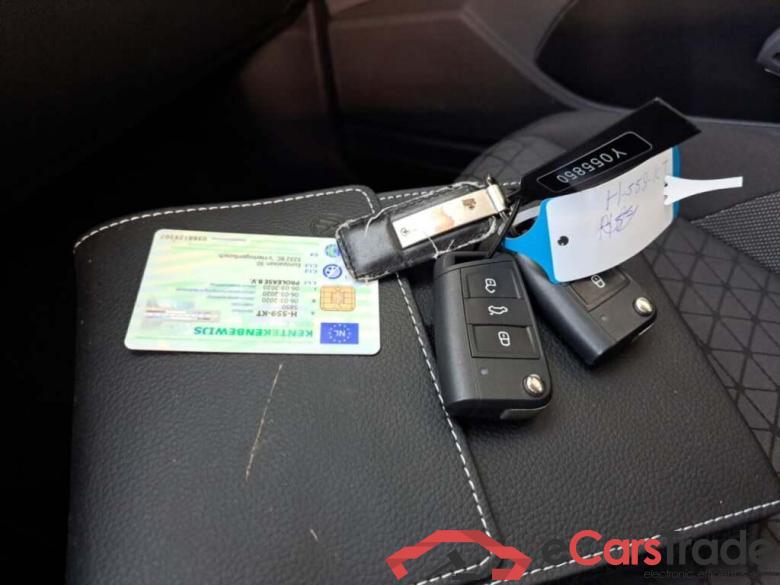 VOLKSWAGEN T-Cross 1.0 TSI Life #6