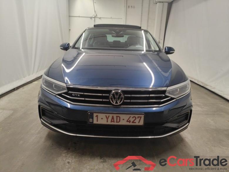 Volkswagen Passat 1.4 TSI GTE Business DSG 4d #1