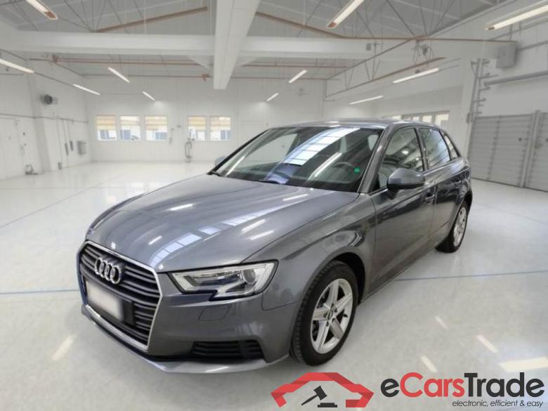 Audi 157 AUDI A3 / 2016 / 5P / BERLINA 2.0 TDI S TRONIC BUSINESS SB #1