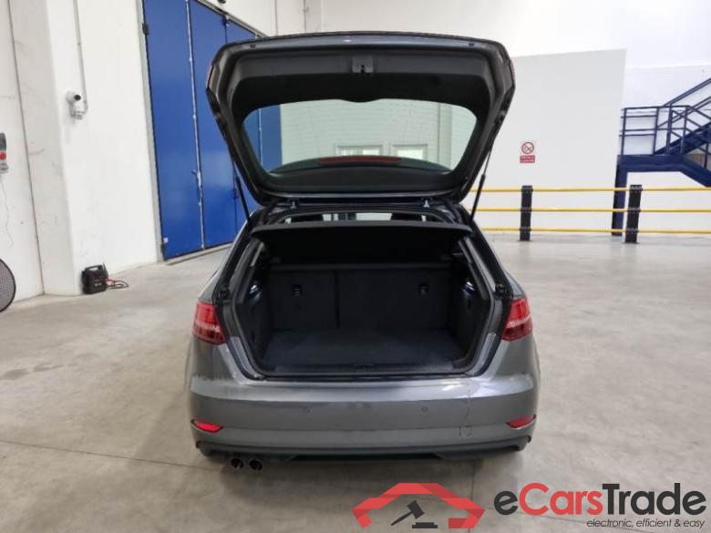 Audi 157 AUDI A3 / 2016 / 5P / BERLINA 2.0 TDI S TRONIC BUSINESS SB #5