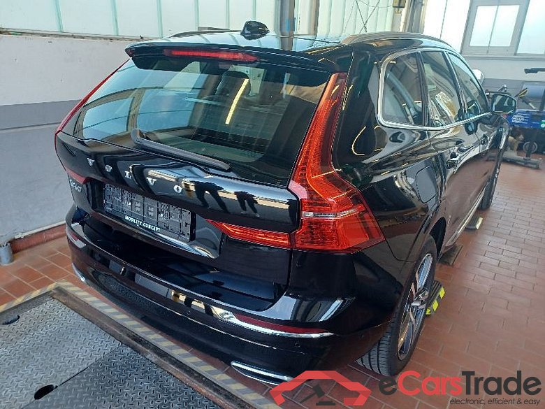 Volvo XC60 (03.2017->) DE - SUV5 B5 (Diesel) AWD EU6d, Inscription Mild-Hybrid (EURO 6d), (Facelift) 2021 - 2022 #3
