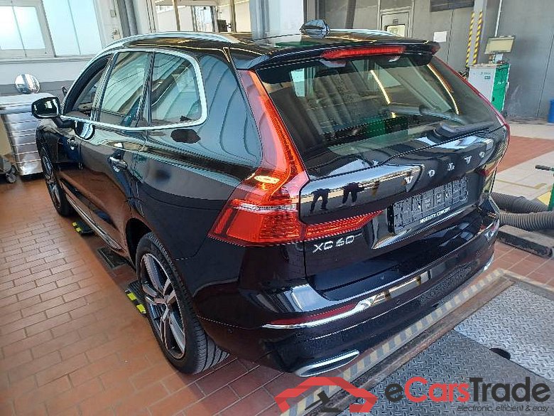 Volvo XC60 (03.2017->) DE - SUV5 B5 (Diesel) AWD EU6d, Inscription Mild-Hybrid (EURO 6d), (Facelift) 2021 - 2022 #4