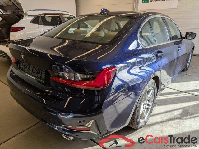 BMW 3-Serie ´18 Baureihe 3 Lim. 320 d Luxury Line 2.0 140KW AT8 E6d #3