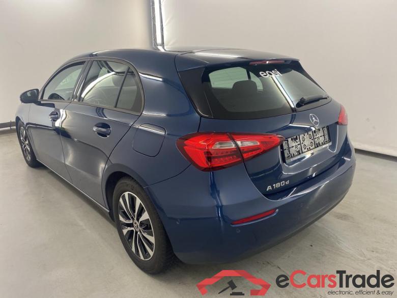 Mercedes A 180d Navi KeylessGo Camera Klima PDC ... #4